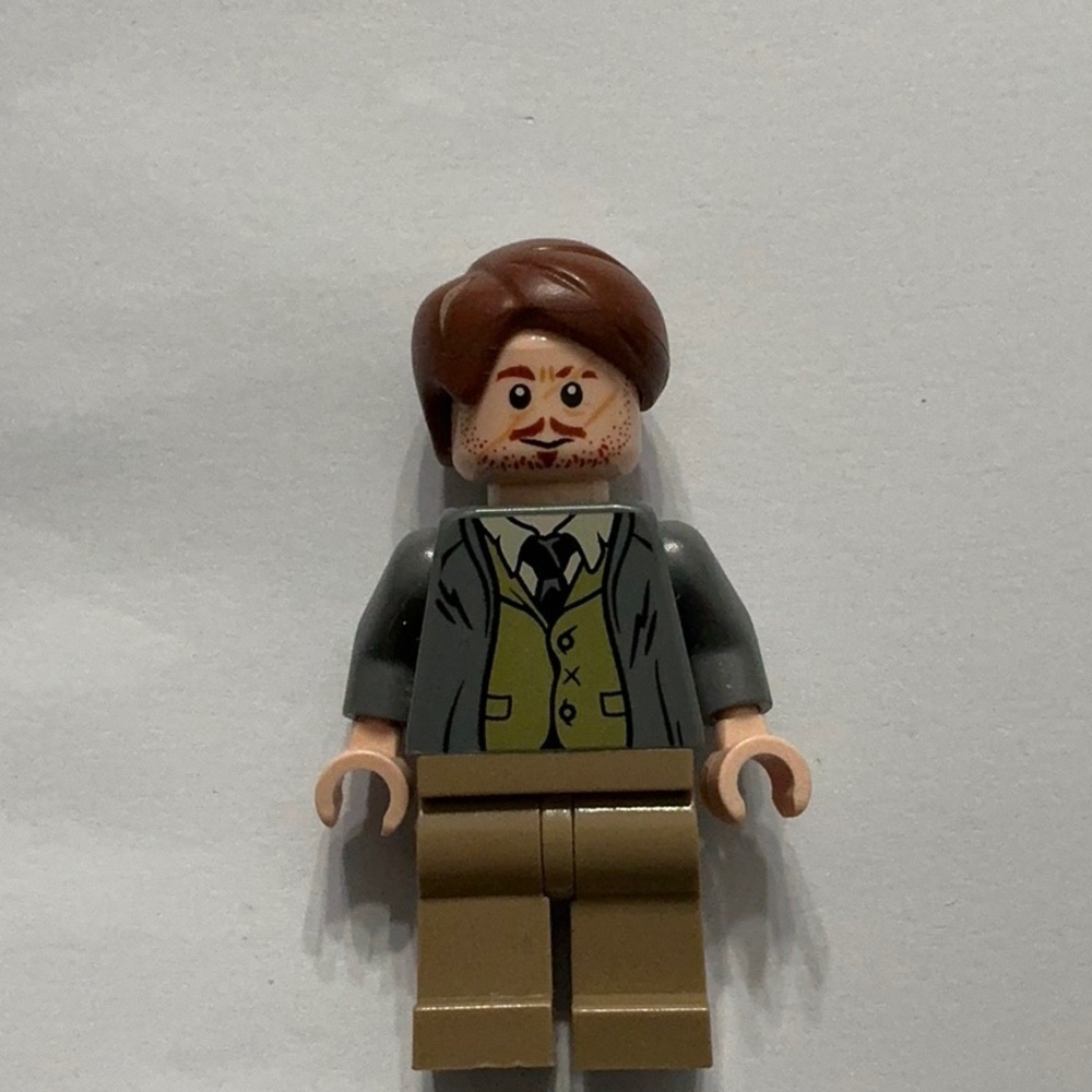 Lego Professor Remus Lupin minifigure c027